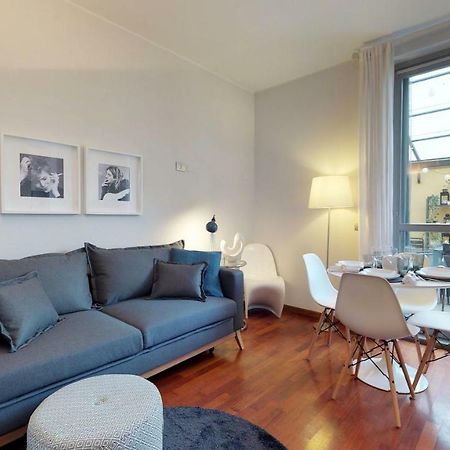 Design Apartment Near Duomo Square Μιλάνο Εξωτερικό φωτογραφία