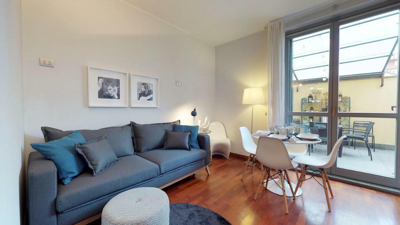 Design Apartment Near Duomo Square Μιλάνο Εξωτερικό φωτογραφία